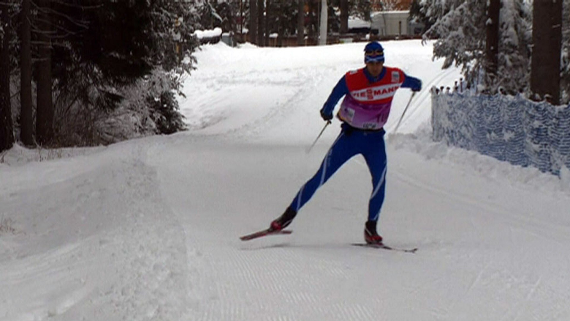 Thomas Alsgaard forklarer skøyteteknikk NRK