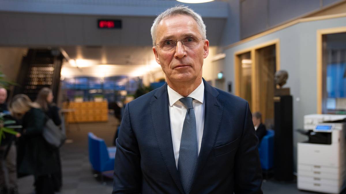 Kallar inn til pressekonferanse om skattekommisjon