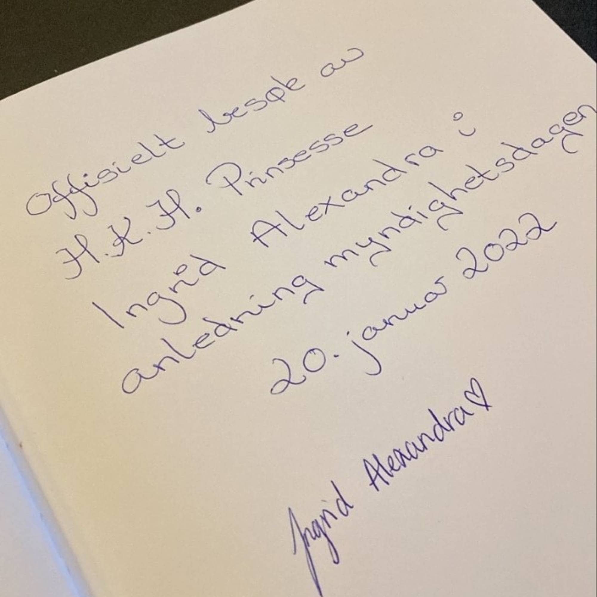 Prinsesse Ingrid Alexandras underskrift.