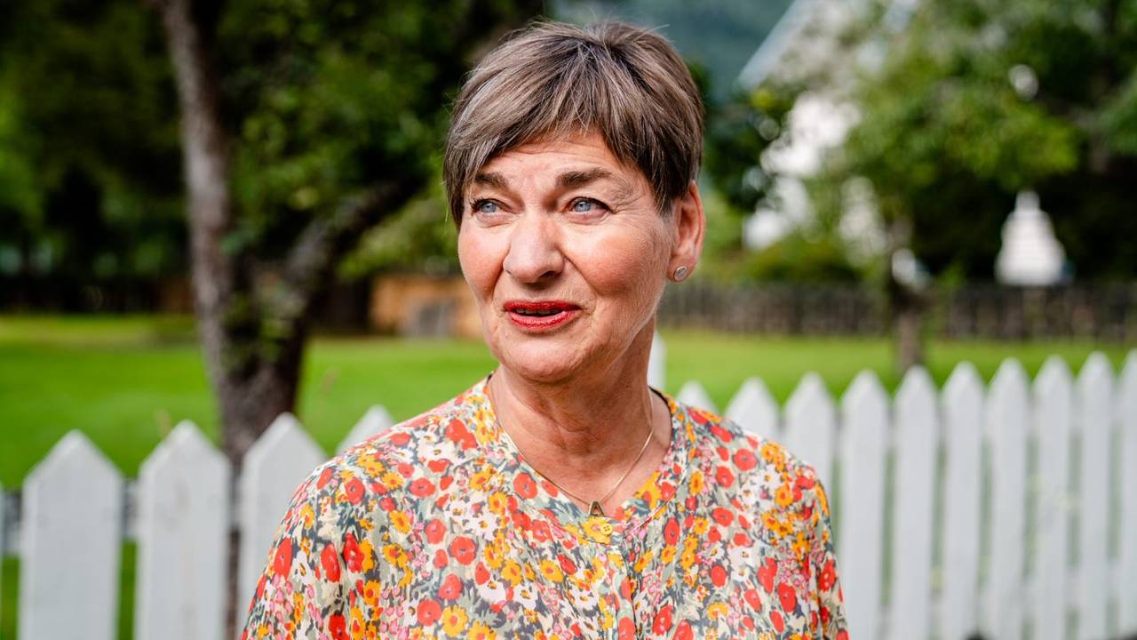 Eva Hove