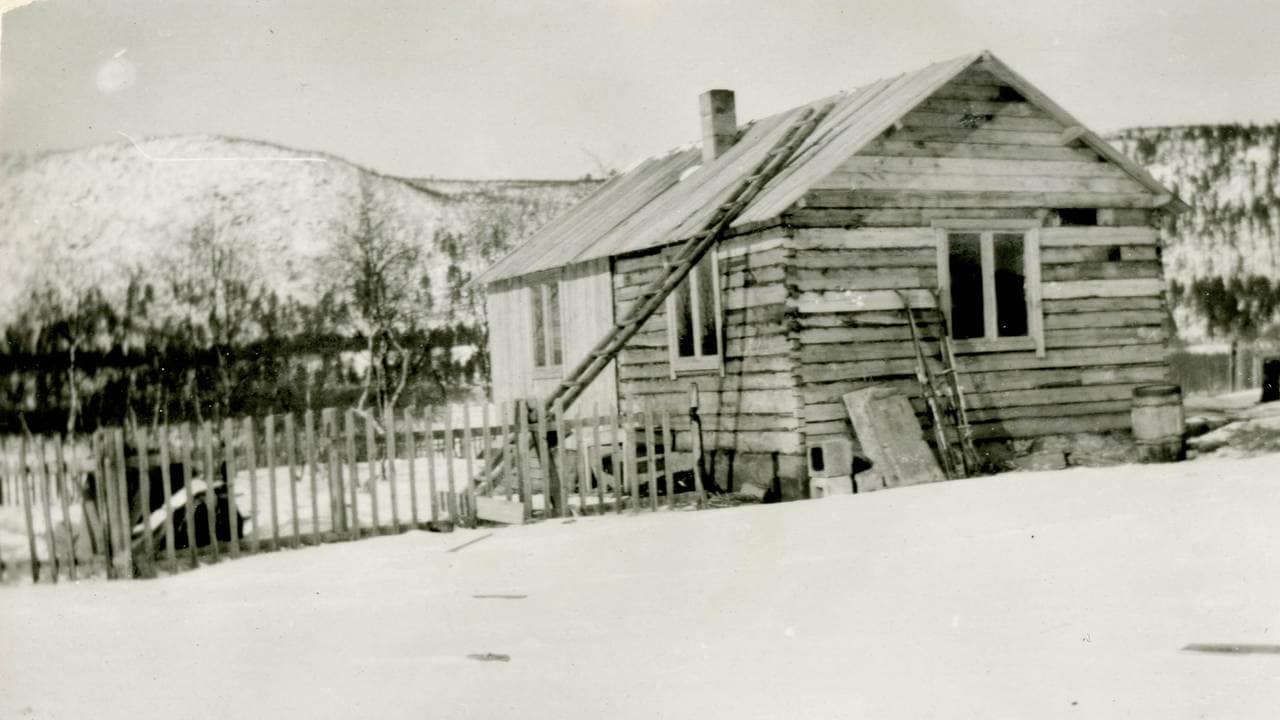Skolebrakka på Baktemohkenjarga, 1946