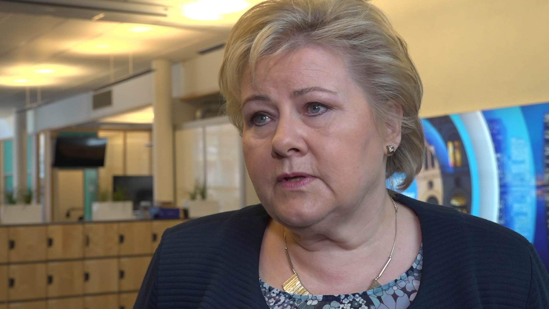 Erna Solberg åpner for å hente hjem barn av IS-krigere ...