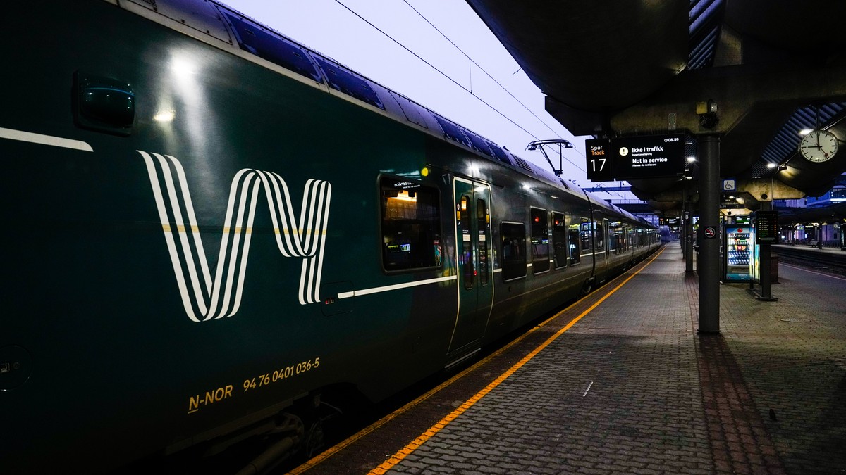Oslo S stengt for togtrafikk vestover – kan ta tid