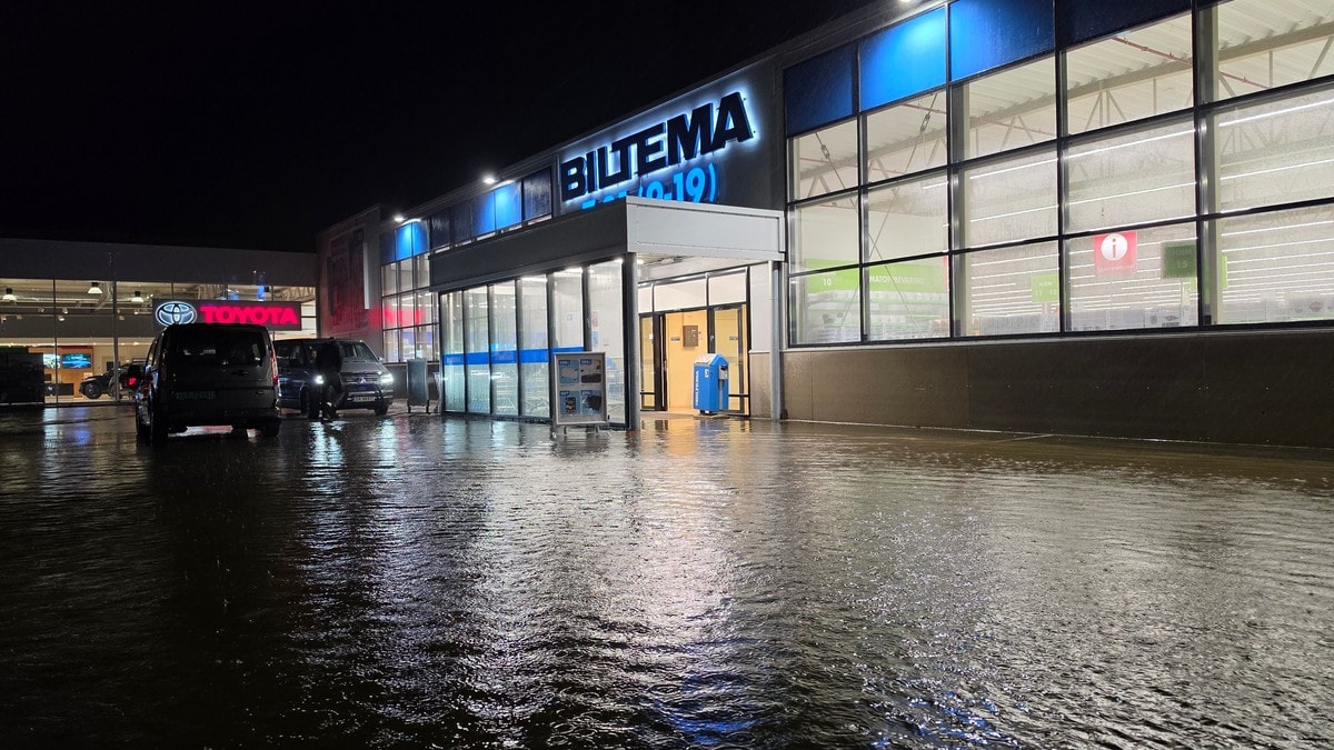 Fløymer over i Vesterålen: – Alle mann til pumpene