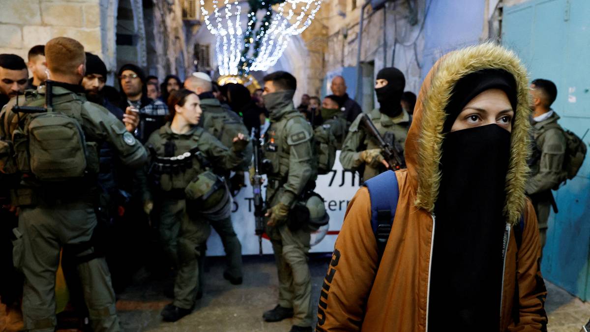New clashes in Al-Aqsa Mosque – the latest news – NRK