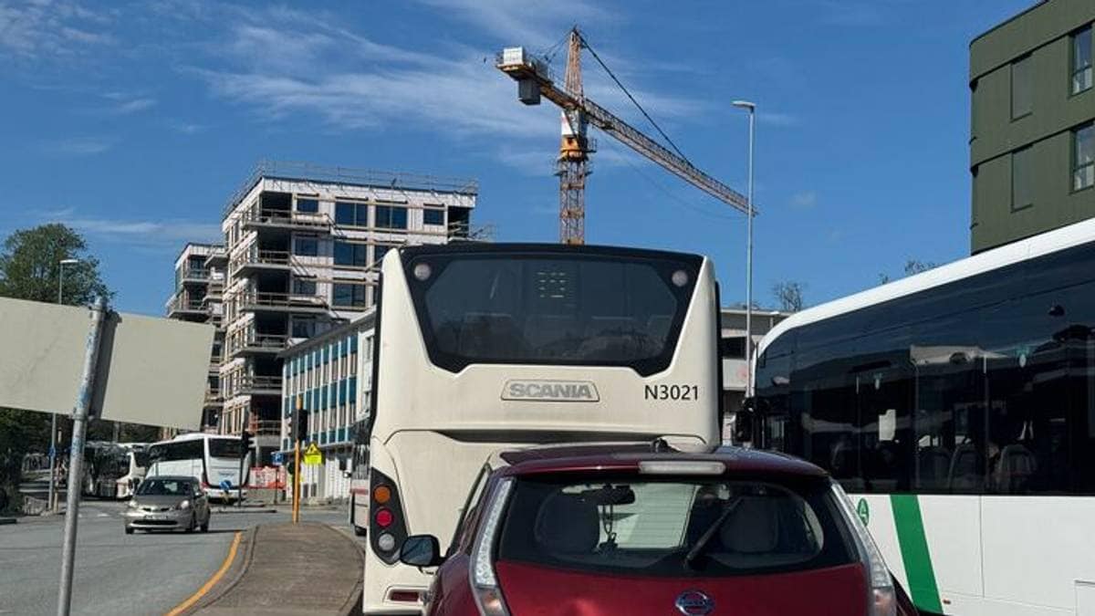 Gutt påkjørt – kjørt til sykehus