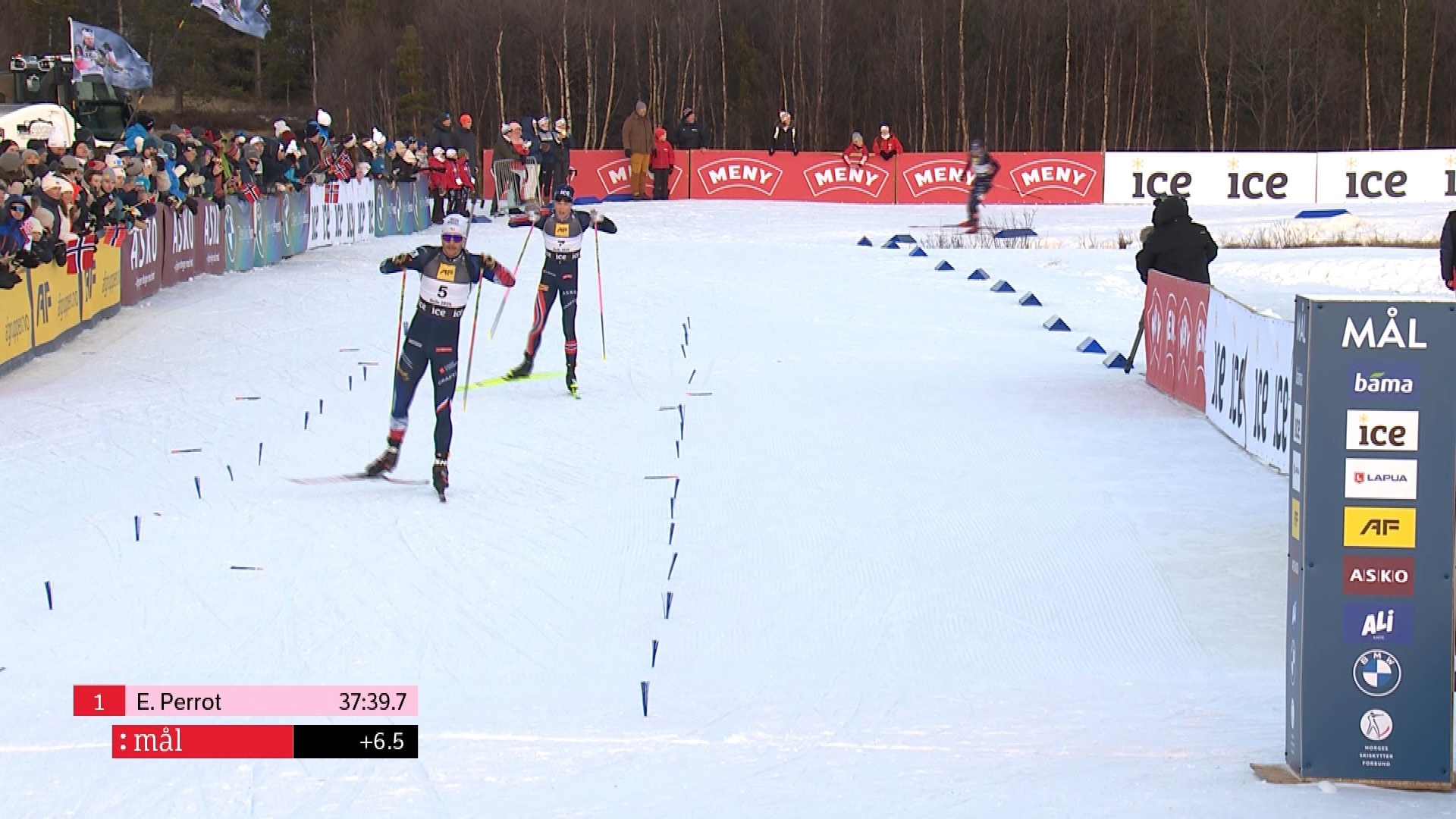 Fransk maktdemonstrasjon på fellesstarten – norsk verdenscuplag nærmest klart