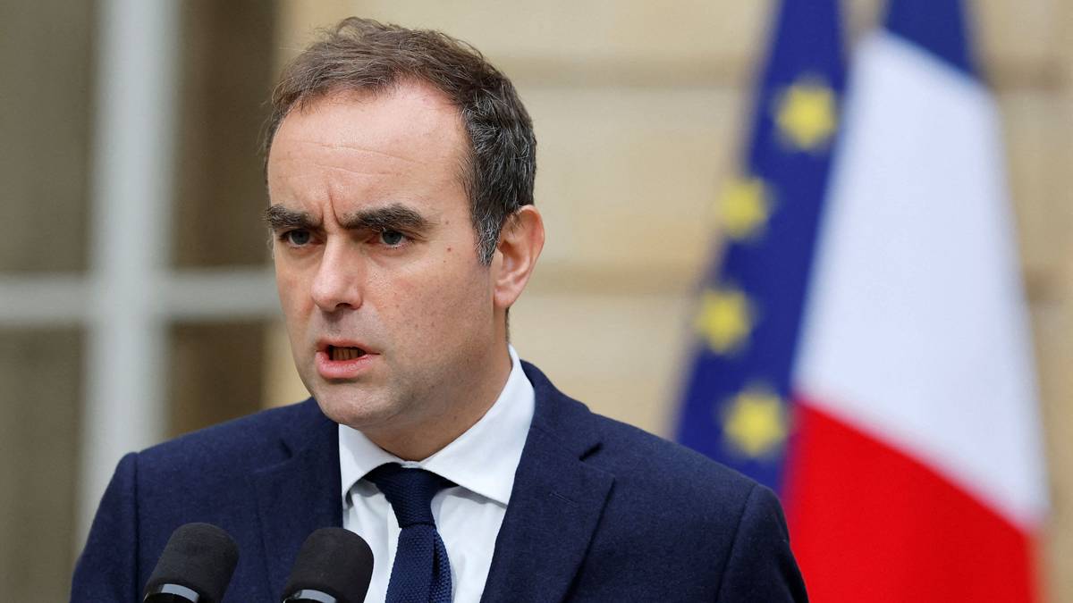 Sébastien Lecornu utnevnt som statsminister i Frankrike igjen