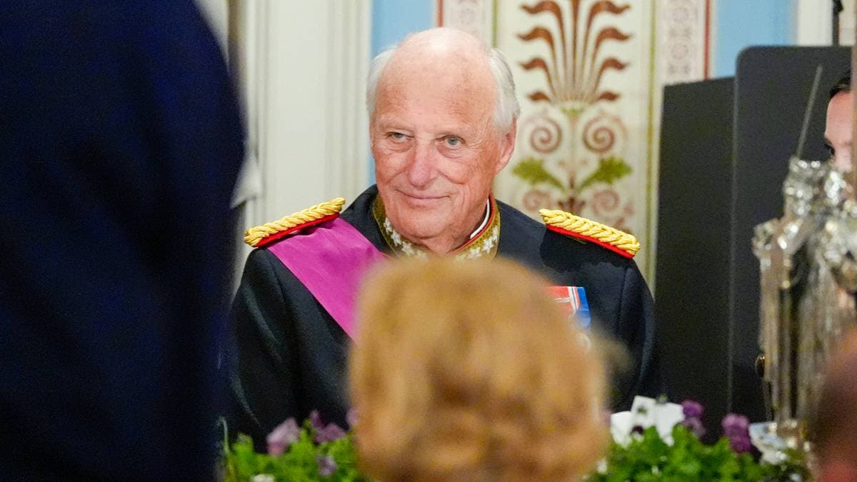 Oppslutning om monarkiet