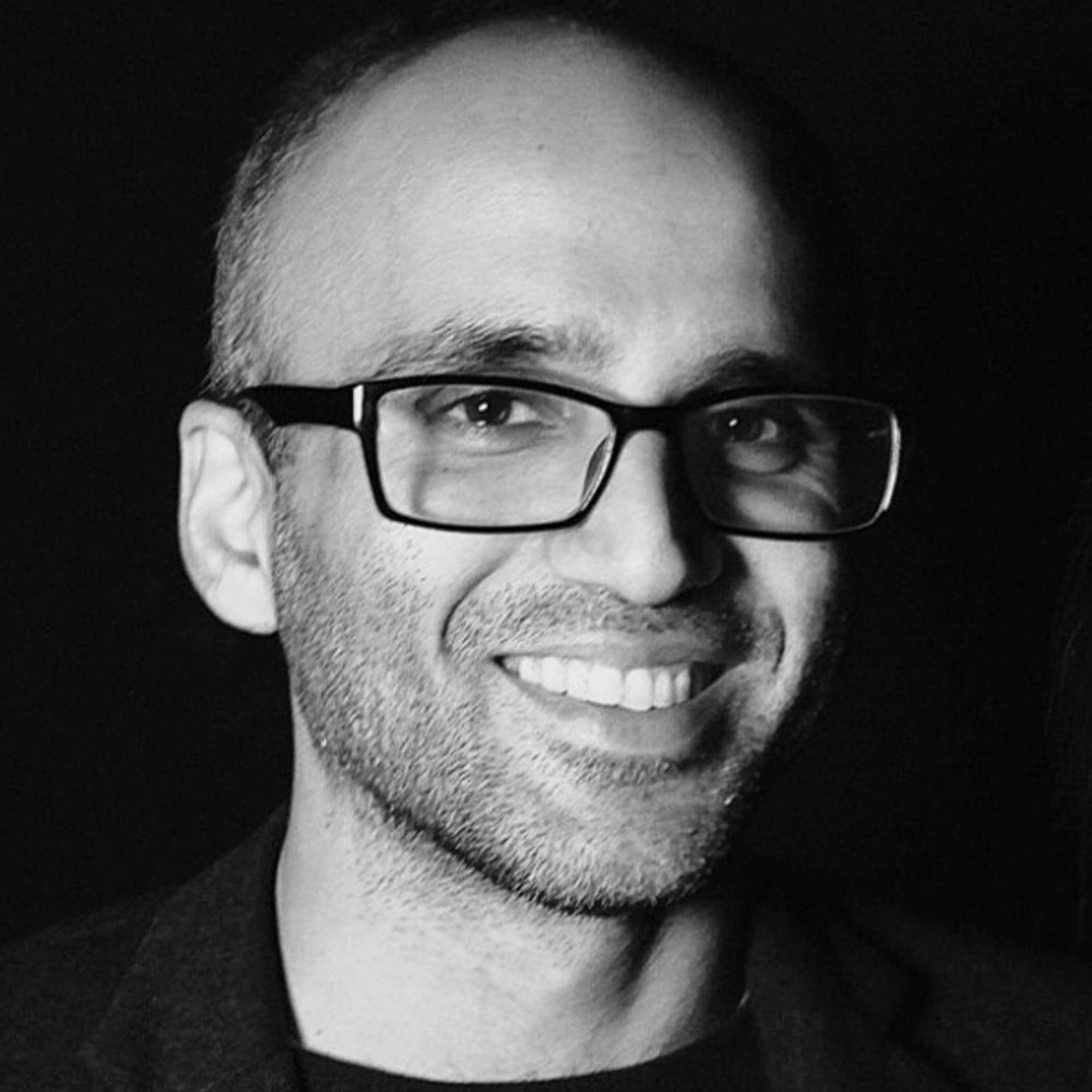 Hassan Javid er førsteamenuensis i sosiologi ved University of the Fraser Valley i Vancouver.
