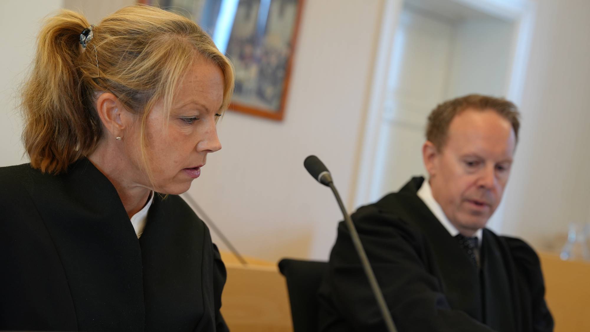 Statsadvokatene Ellisiv Emblem Bentdal og Christer Gangsø i aktoratet.