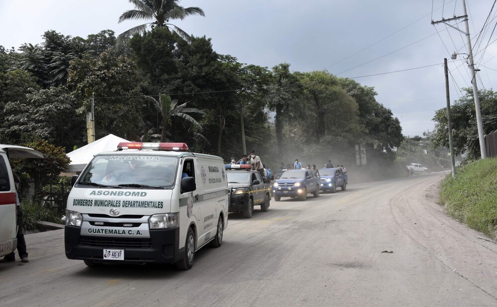 Evakuerer byer etter økt aktivitet i vulkan i Guatemala