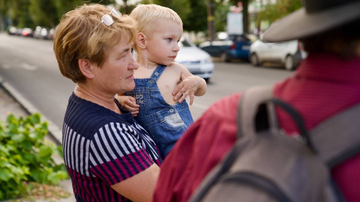 Måtte evakuere grenseby: – Glad for Ukrainas bakkeoffensiv