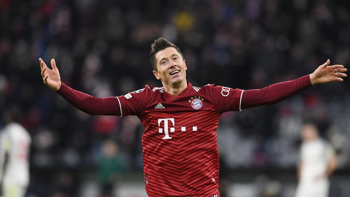 Lewandowskis hattrick på elleve minutter avgjorde for Bayern München