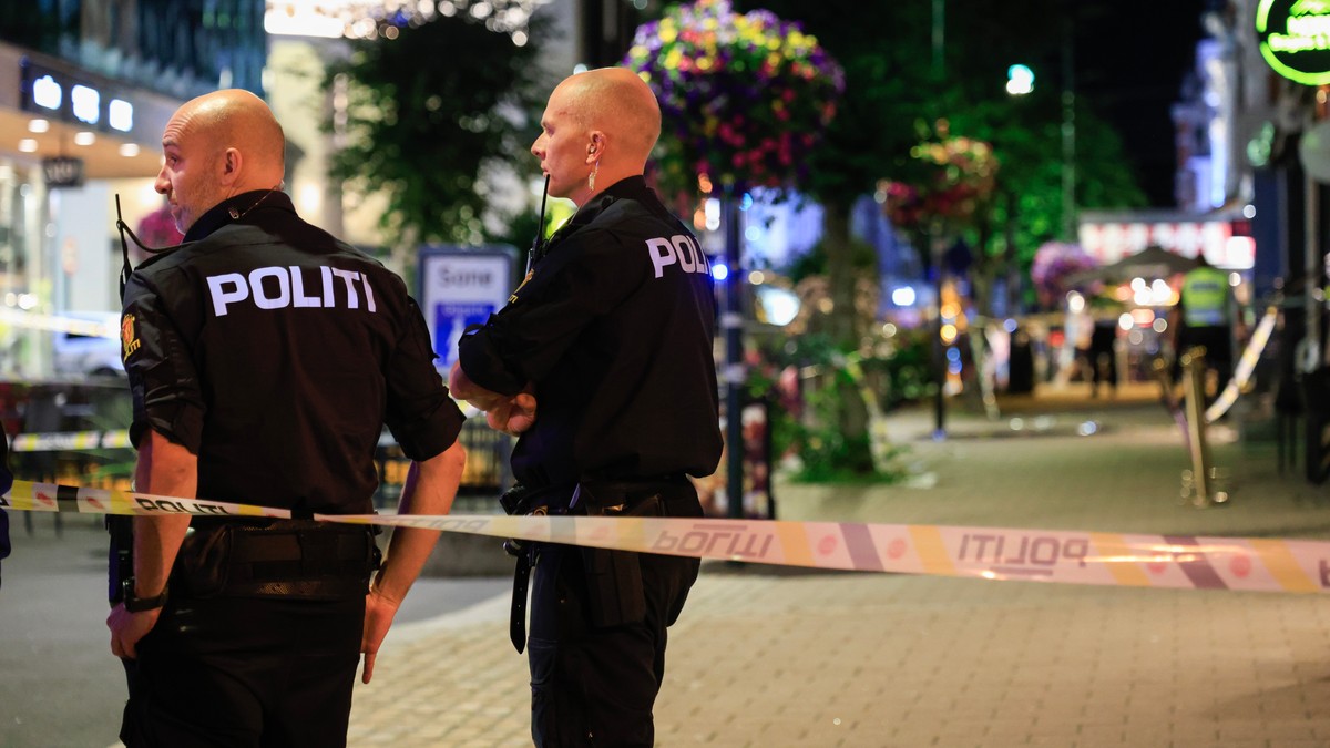 Travel natt for politiet: – Er det ikke mulig å gå på byen for å ha det hyggelig?