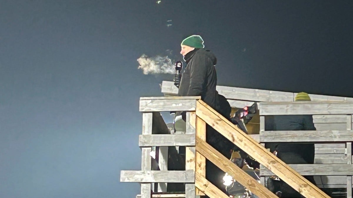 Her kommenterer TV 2-Langli fra taket: – Tungt for en med høydeskrekk