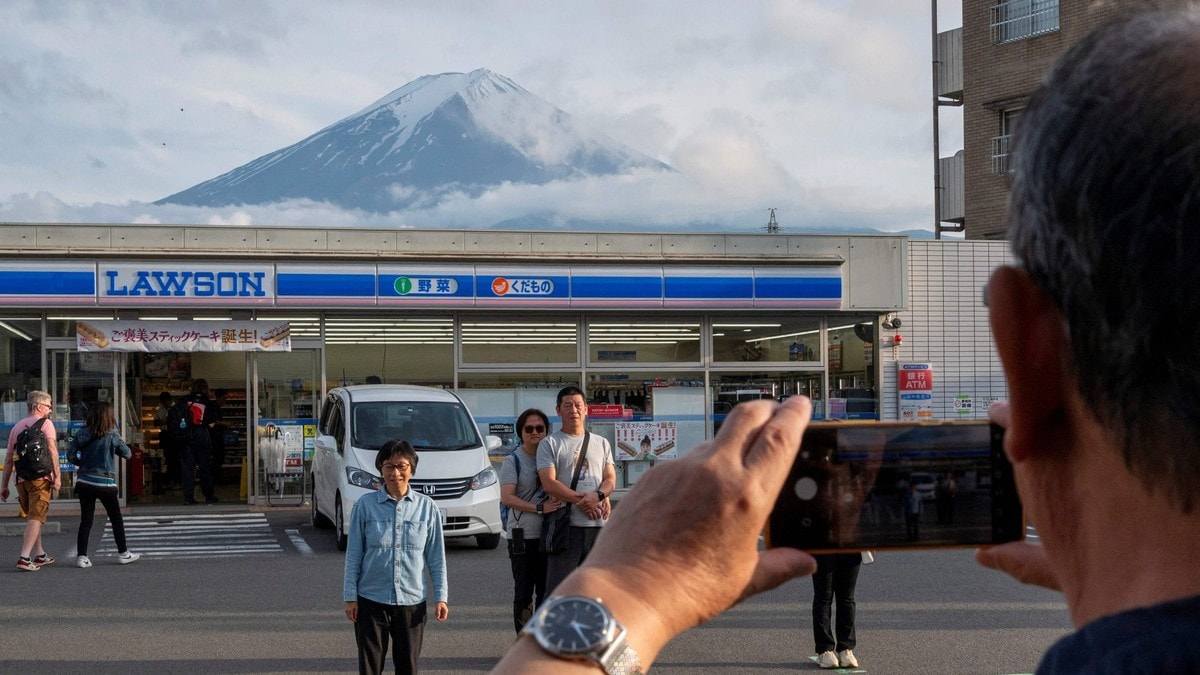 Fjellet Fuji begynner å kreve inngangspenger
