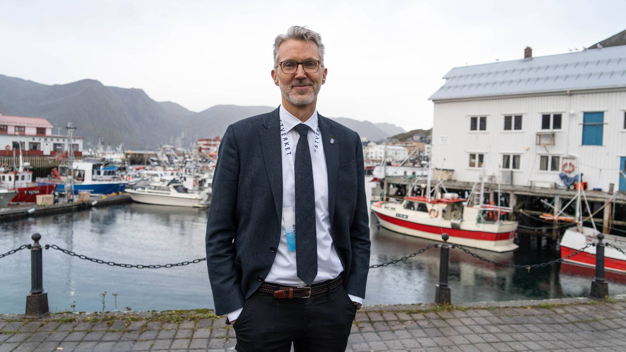 Einar Vik Arset, kystdirektør i Kystverket, i Honningsvåg havn