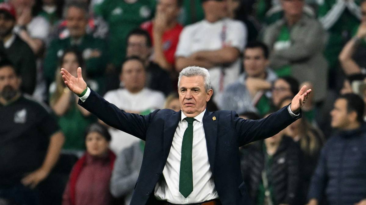 Mexico-trener gir seg etter VM-exit