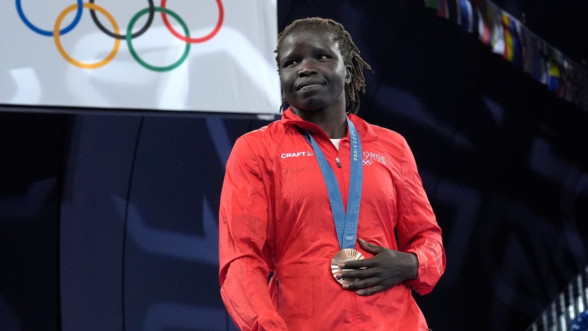 Bullen utslått og mistet medaljesjansen i bryte-VM – tapte i rekvalifiseringen