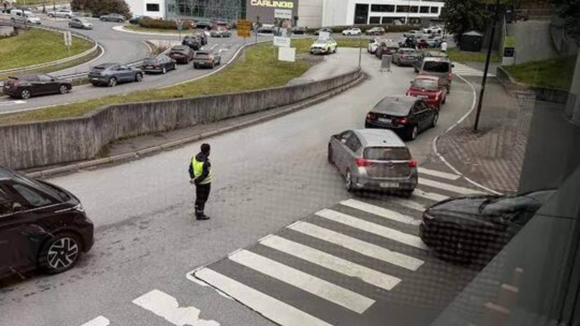Kø på Slependen senter