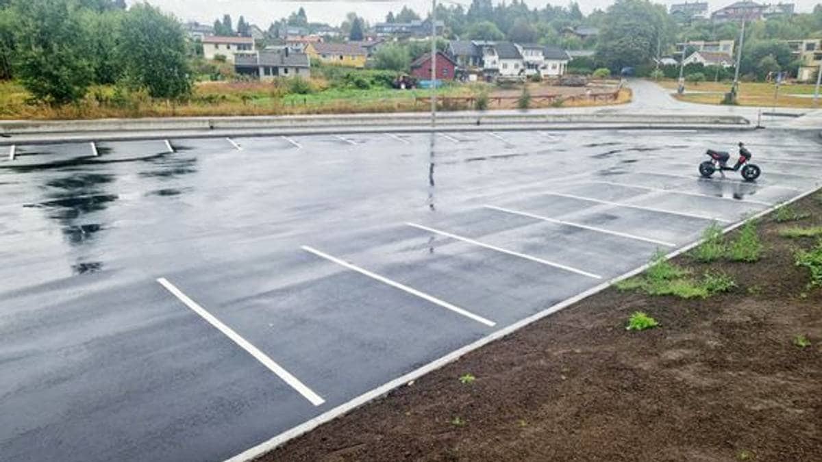 Lager parkeringsplasser for pendlere
