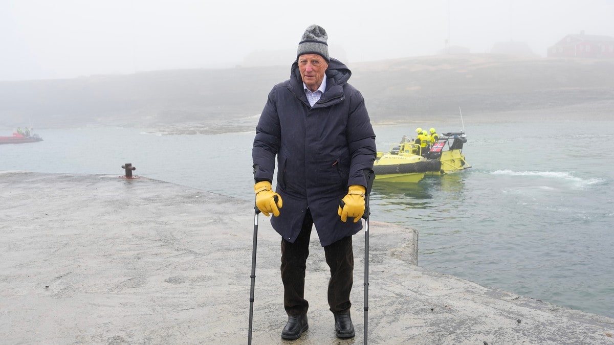 Kong Haralds besøk på Bjørnøya: Symbolsk markering av norsk suverenitet