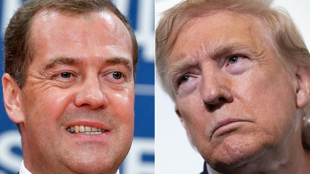 Trump beordrer atomubåter nær Russland