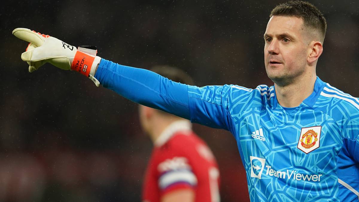 United forlenget med veteran