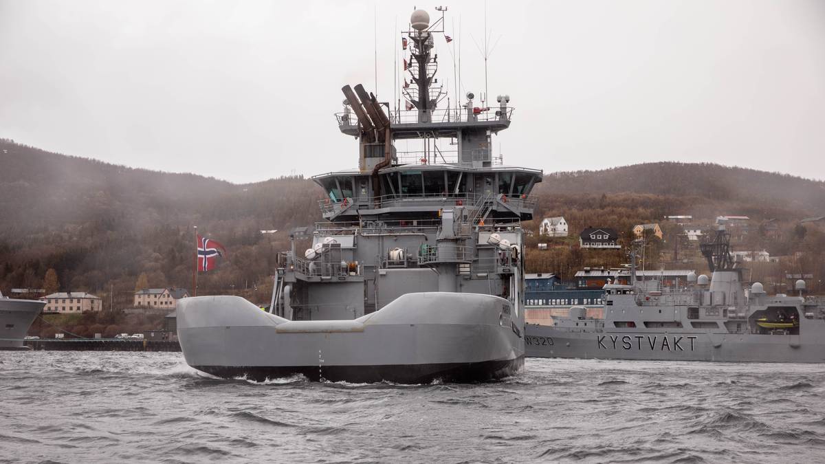 Regjeringa vil gi Forsvaret prioritet i strømnettet