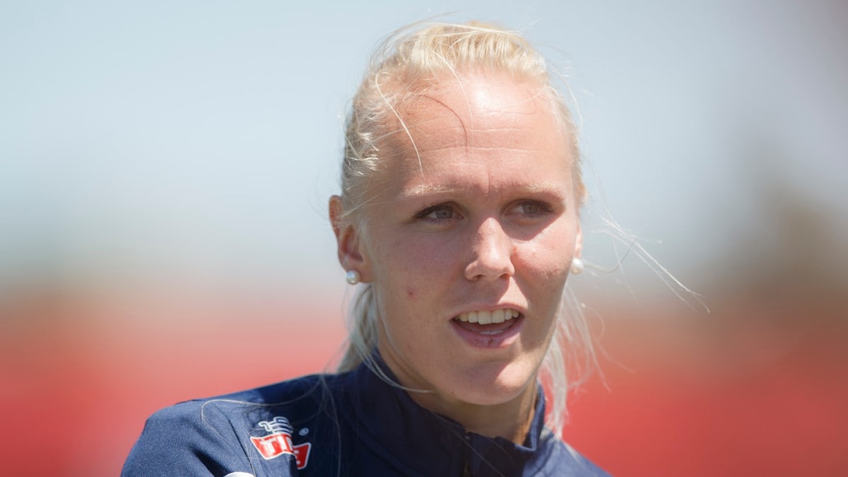 Maria Thorisdottir til fransk fotball