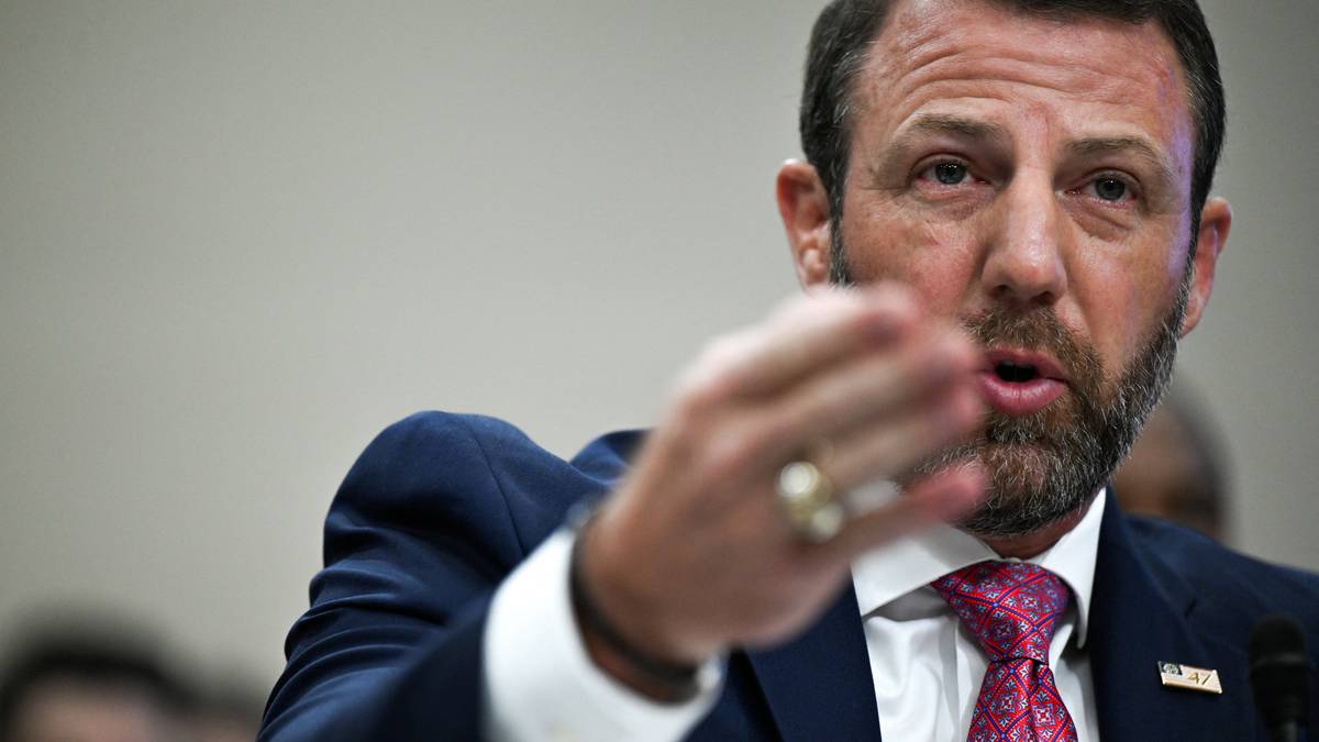 Amerikansk minister jubler over Iran-exit