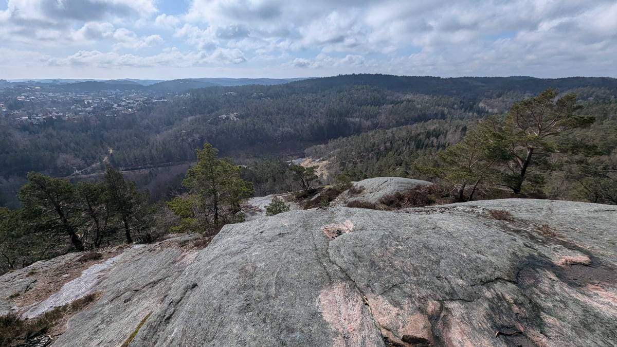 Frigir navn på omkommet klatrer