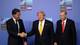 Stoyan Nenov / REUTERS,NTB Mark Rutte, Donald Trump og Recep Tayyip Erdogan foran en bakgrunn med NATO-logoer.