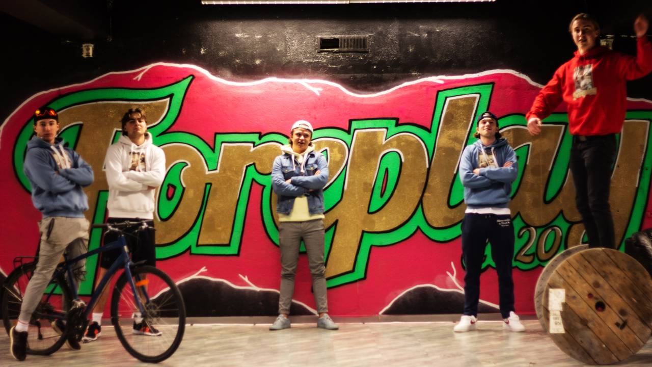 Guttene i gjengen "Foreplay"