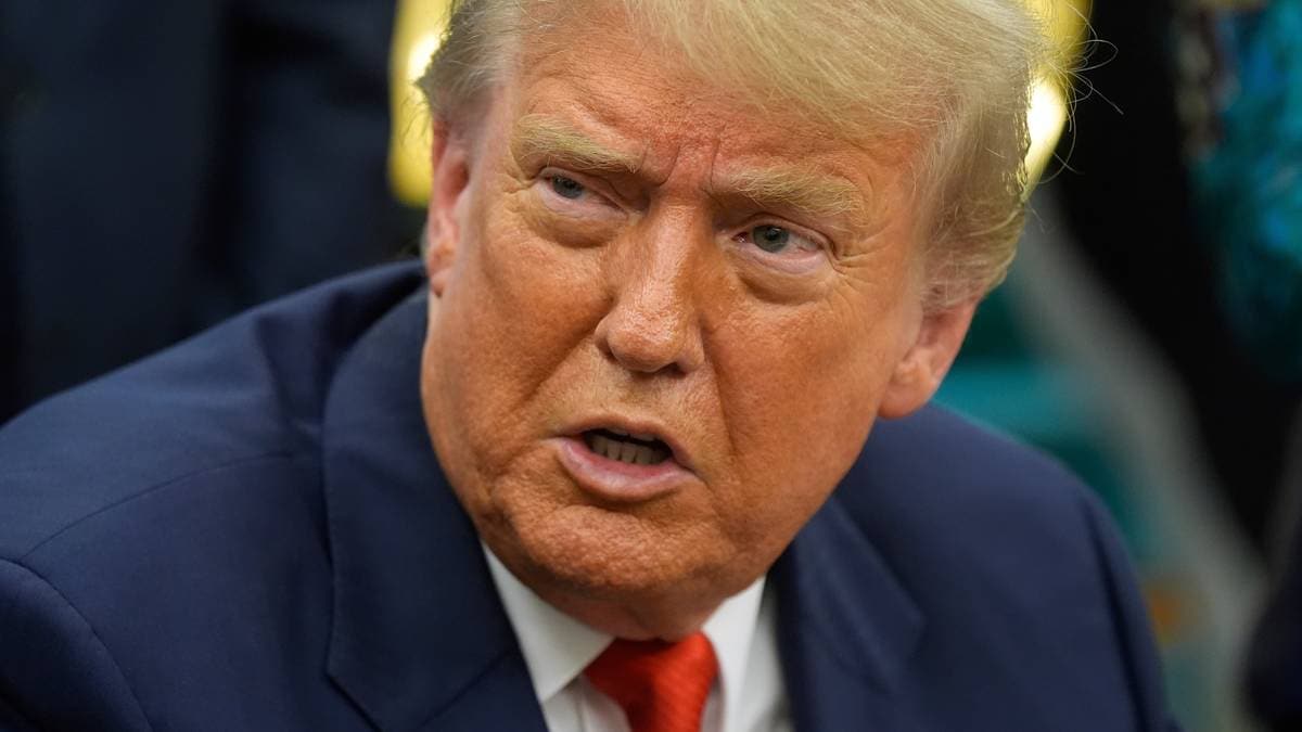 Trump varsler 30 prosent toll mot EU og Mexico