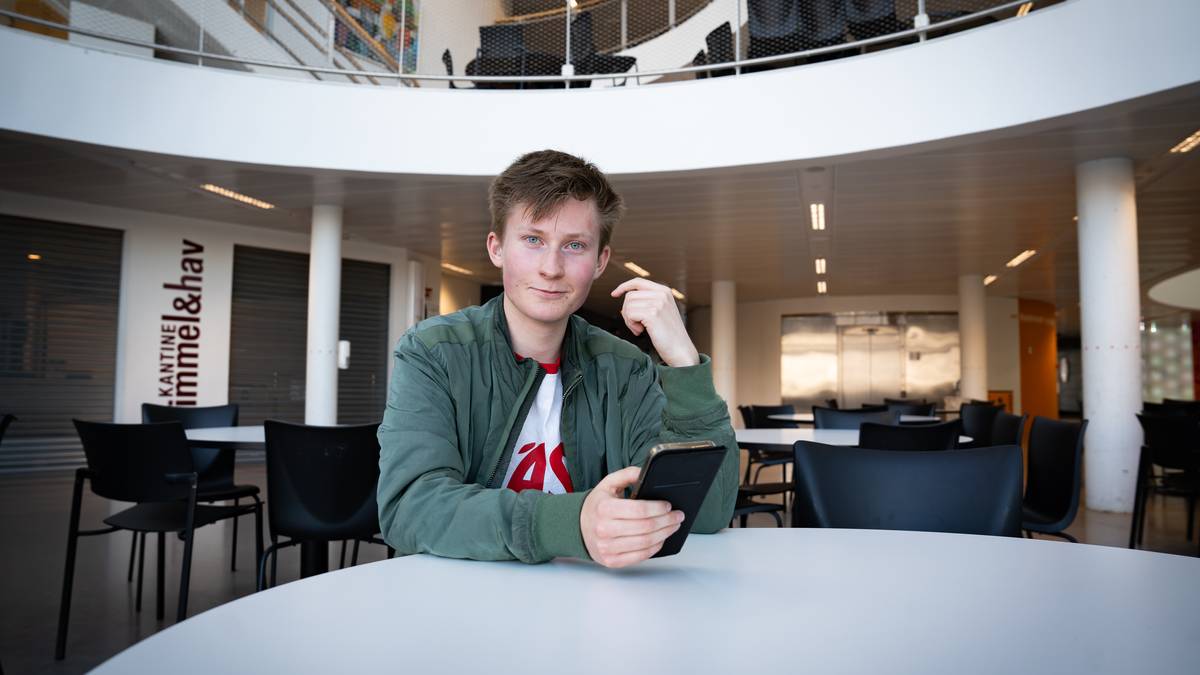Christian (17) har nedsatt hørsel: – Sosiale medier kan føre til utenforskap