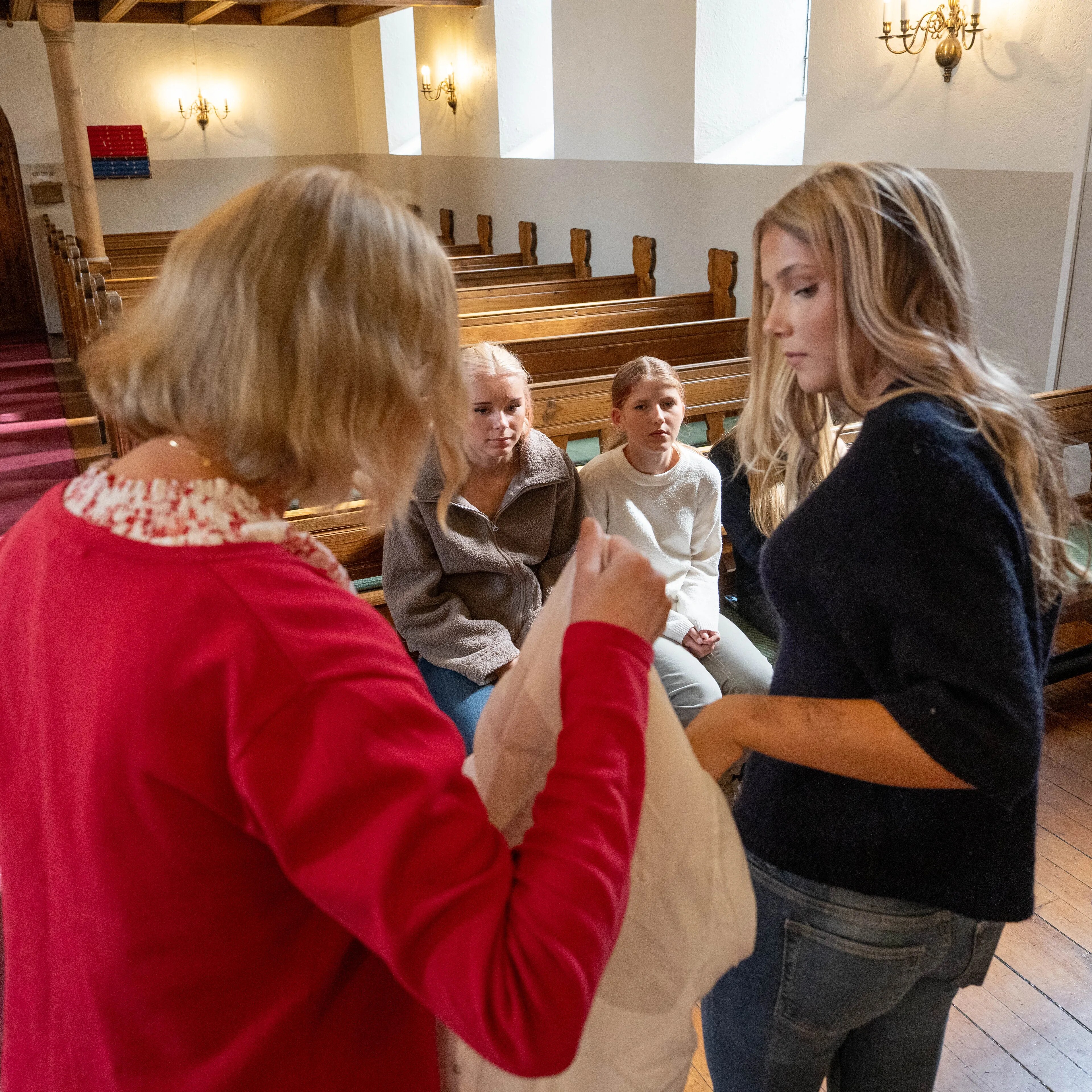 Konfirmasjon i Gimsøy kyrkje