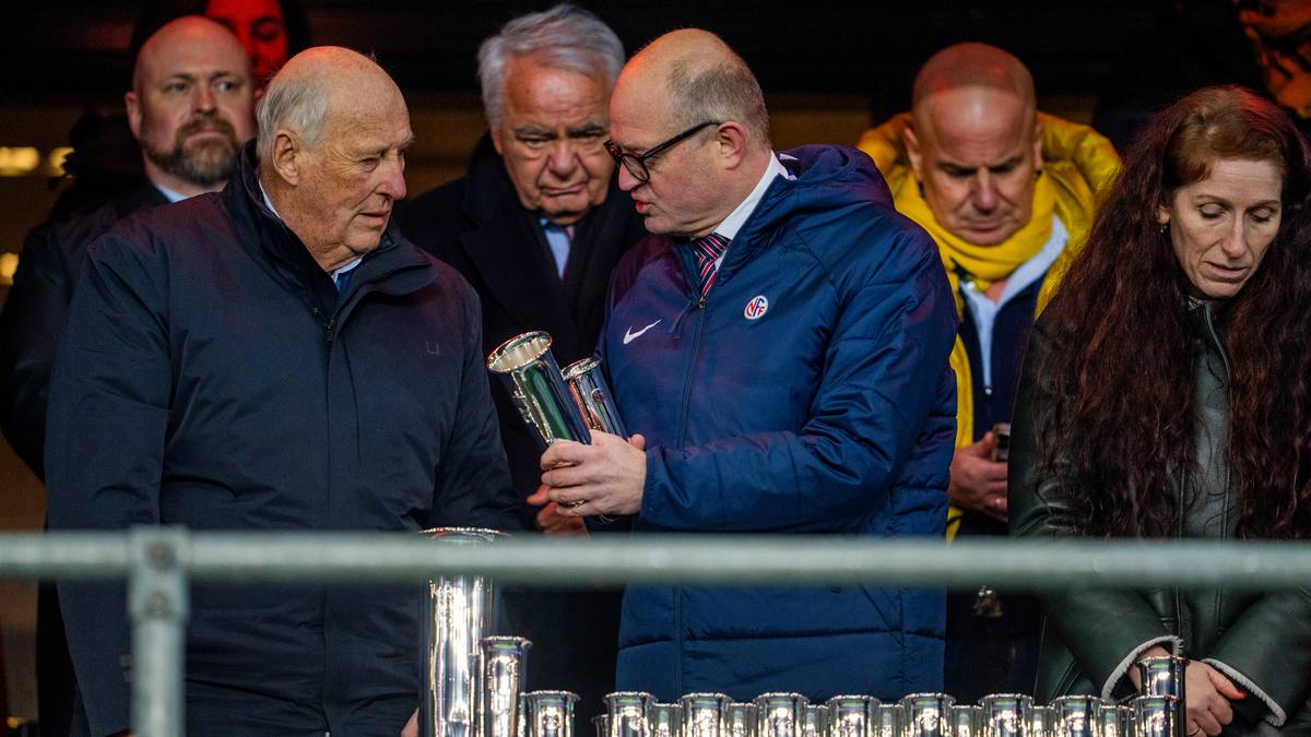 Kongen kommer til cupfinalen