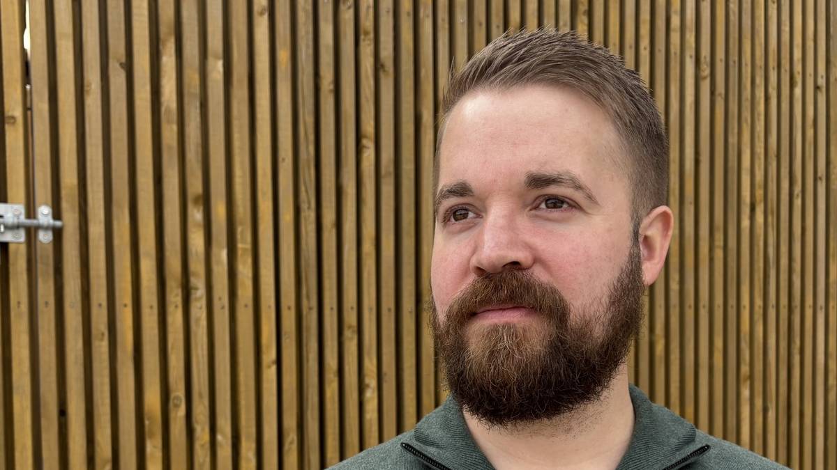 Sykepleier Michel blir bedt om å tilbakebetale 7000 i lønn: – Føler vi har blitt lurt