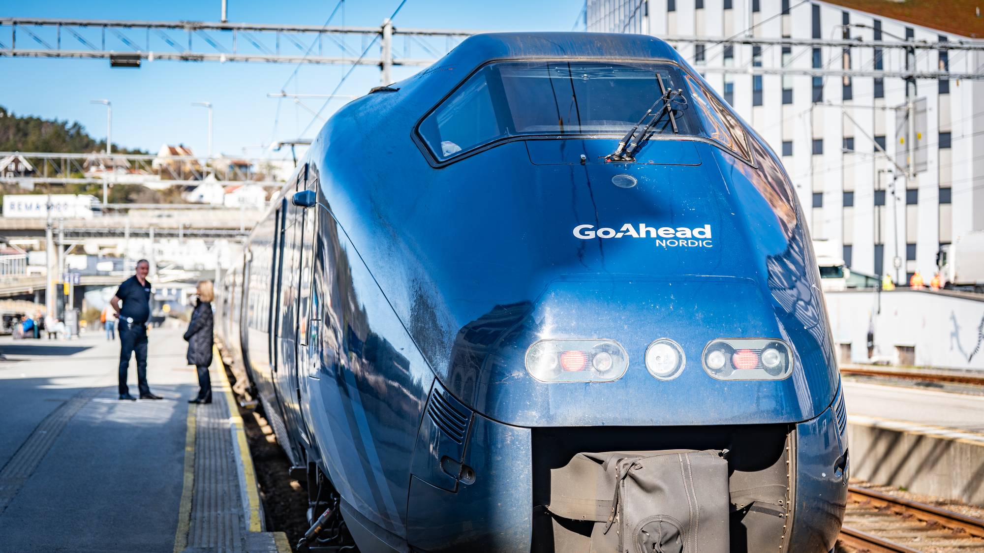 Tog fra Go-Ahead på togstasjonen i Kristiansand