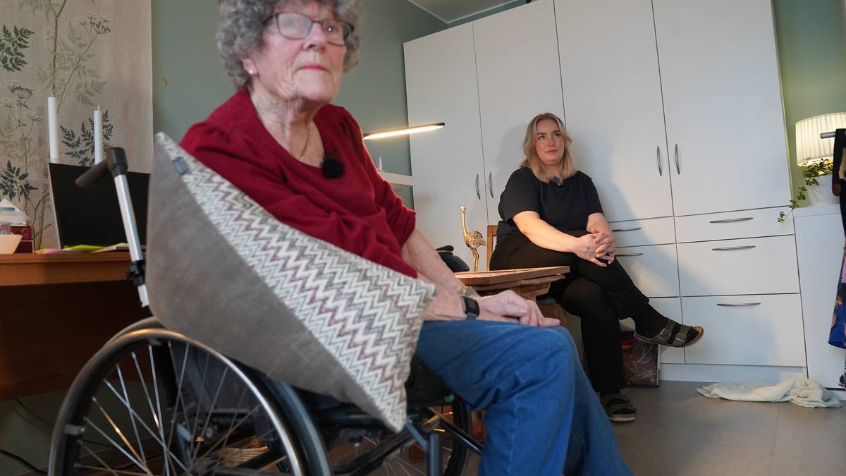 Sara (31) stortrives på seniorhus – regelverket hindrer andre i å gjøre som henne