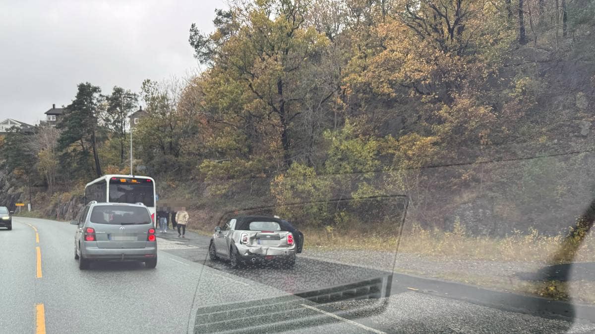 En til sykehus etter trafikkulykke i Arendal