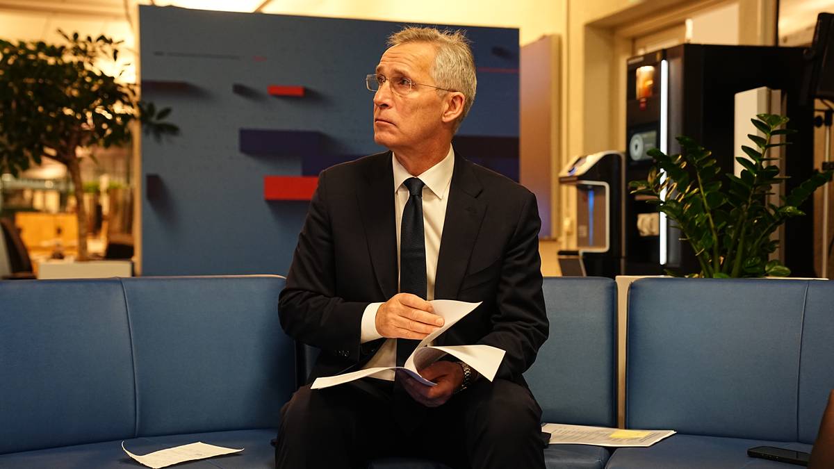 Stoltenberg vil skrote 1000-lappen