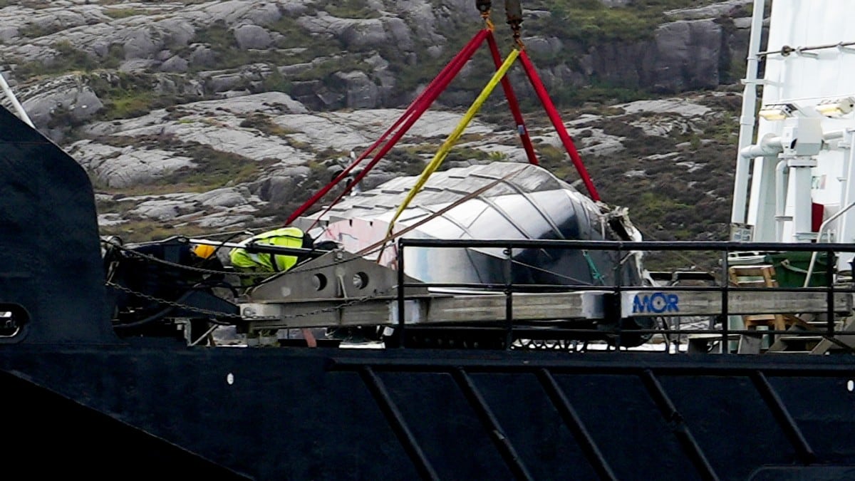 NRK: RIB-båt på skjær i Øygarden: Tre til sykehus