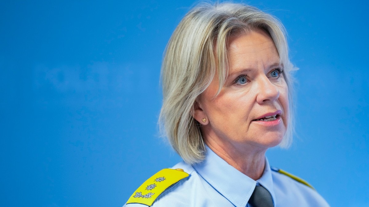 Politiet advarer mot VM-skjenking på natta