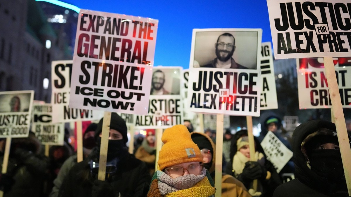 Trump kaller demonstrantene betalte opprørere