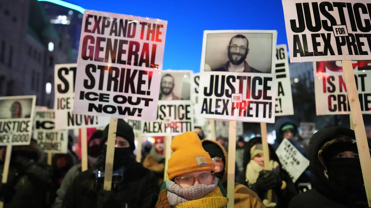 Trump kaller demonstrantene betalte opprørere