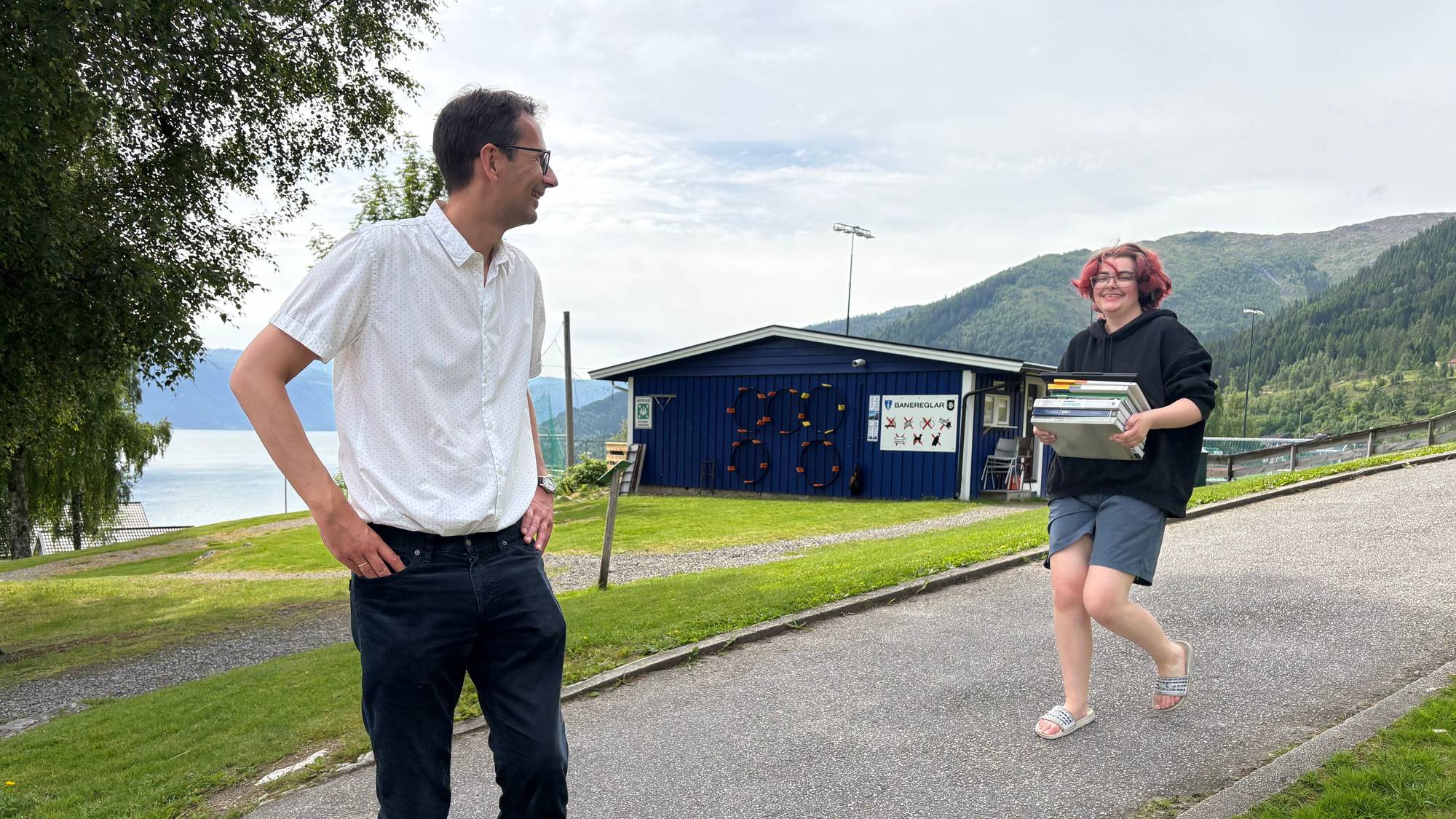 rektor tek avskjed med ein elev 