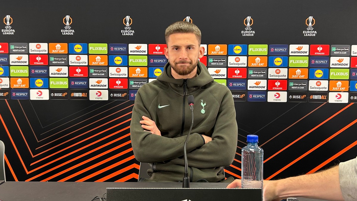 Tottenham-keeper før Glimt-møtet på kunstgress: – Ikke imponert